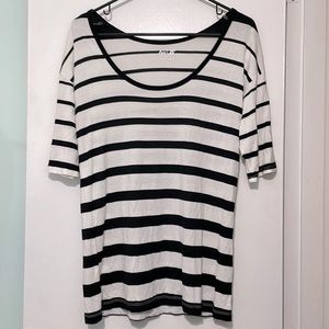 Apt. 9 Striped 3/4 Sleeve Top- Size Large- EUC